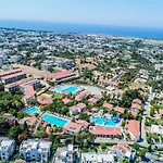 Riverside Garden Hotel 4*