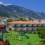 Hotel Riverside Garden 4*