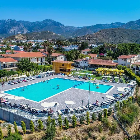 Riverside Garden 4*