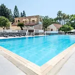 Hotel Riverside Garden