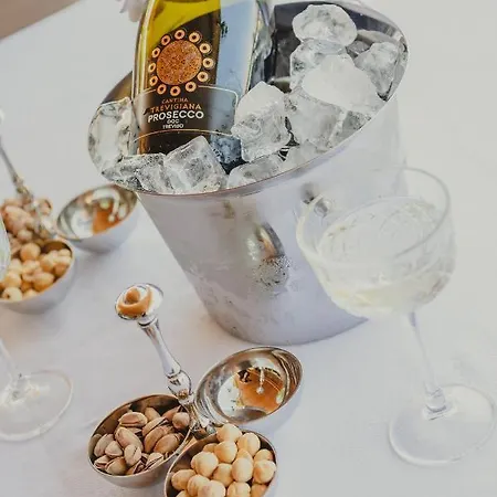 Riverside Garden Ξενοδοχείο 4*