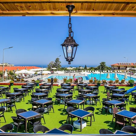 Riverside Garden Hotel