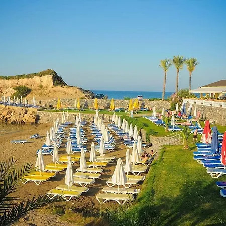 Riverside Garden Hotel 4*