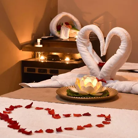 Hotel Riverside Garden