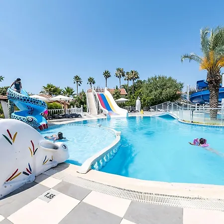 Hotel Riverside Garden Karavas (Northern Cyprus)