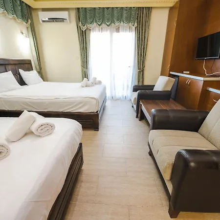 Ξενοδοχείο Riverside Garden