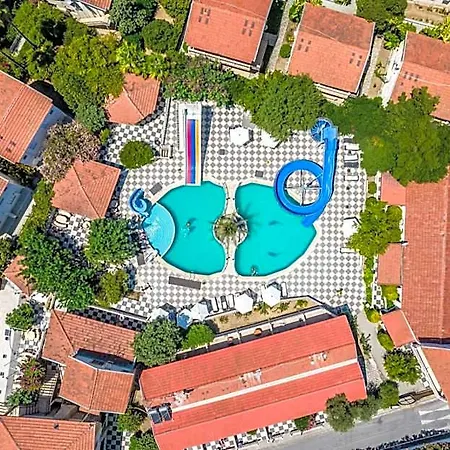 Riverside Garden 4*
