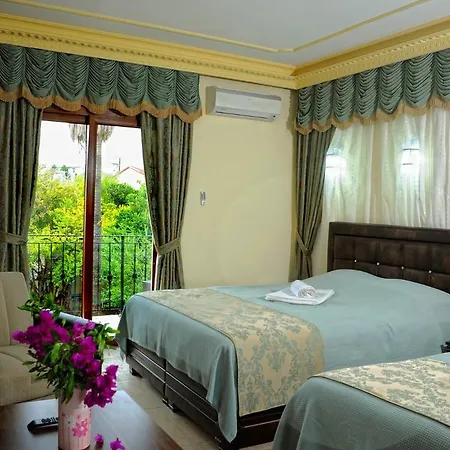Riverside Garden Hotel