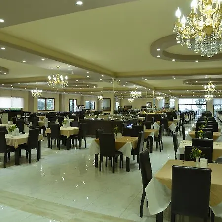 Riverside Garden Καραβάς