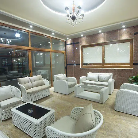 Riverside Garden 4*