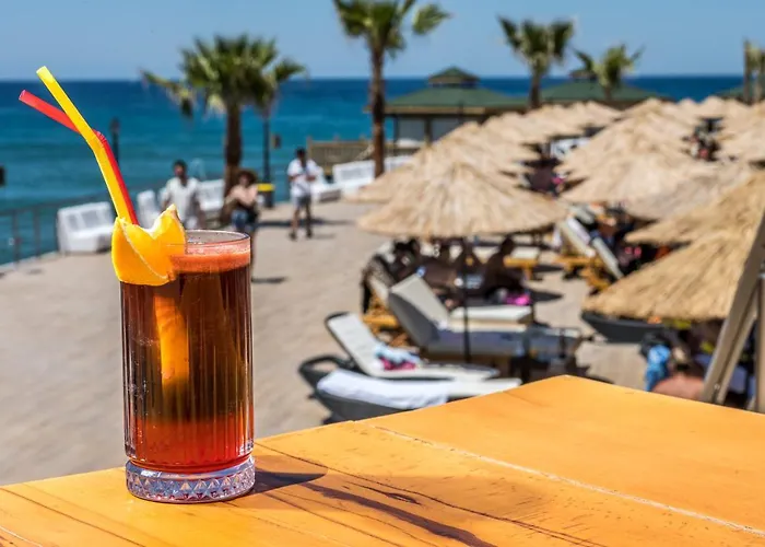 Riverside Garden Hotel