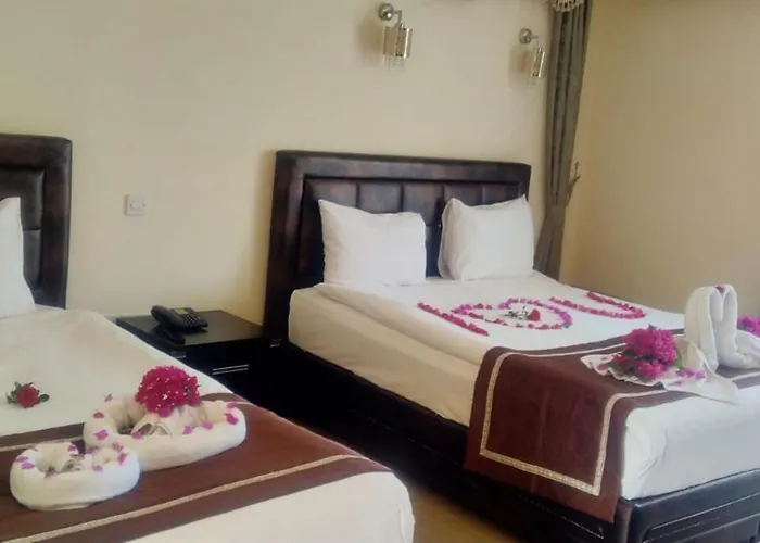 Riverside Garden Hotel 4*