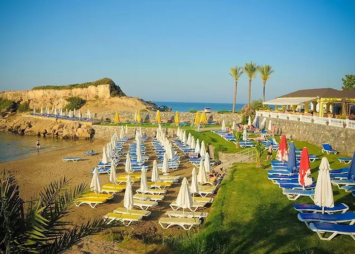 Riverside Garden Otel 4*